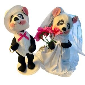 Romantic Annalee Mobilitee Panda Wedding Dolls